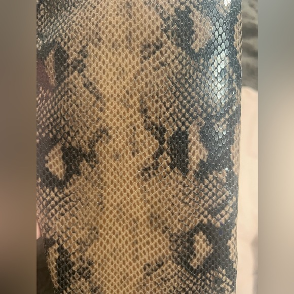 Stuart Weitzman Snake Skin Python Leather Over the Knee Boots Womens Size 7 - Picture 3 of 8